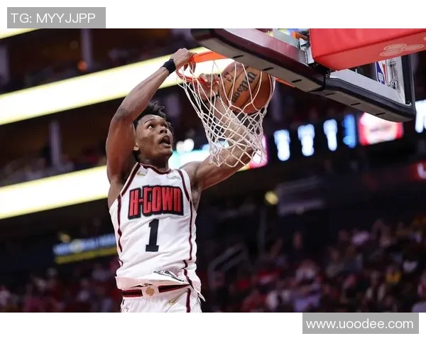 休斯顿火箭队火箭小将场均得分翻三倍助队夺七连胜，奇才队惨遭十连败